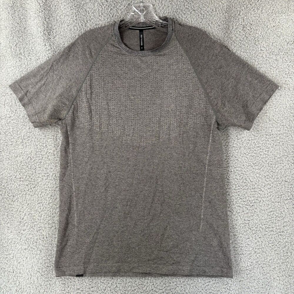 Ten Thousand Mens The Seamless Tee T-Shirt Medium M Grey Crewneck Nylon Blend